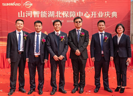 人生浮沉如梦，携手新宝GG勇攀事业巅峰