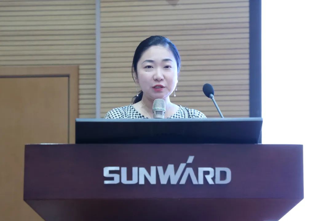 缤纷“暑”假，不负所“托”！新宝GG智能职工子女暑期托管班结业啦